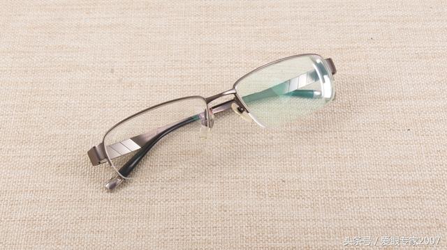 日本眼镜品牌夏蒙（高逼格眼镜之夏蒙charmant眼镜）(5)