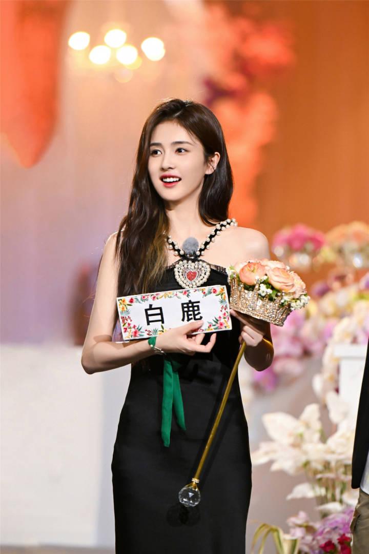 拾季玫瑰花（第十季专属玫瑰“花”落谁家？）