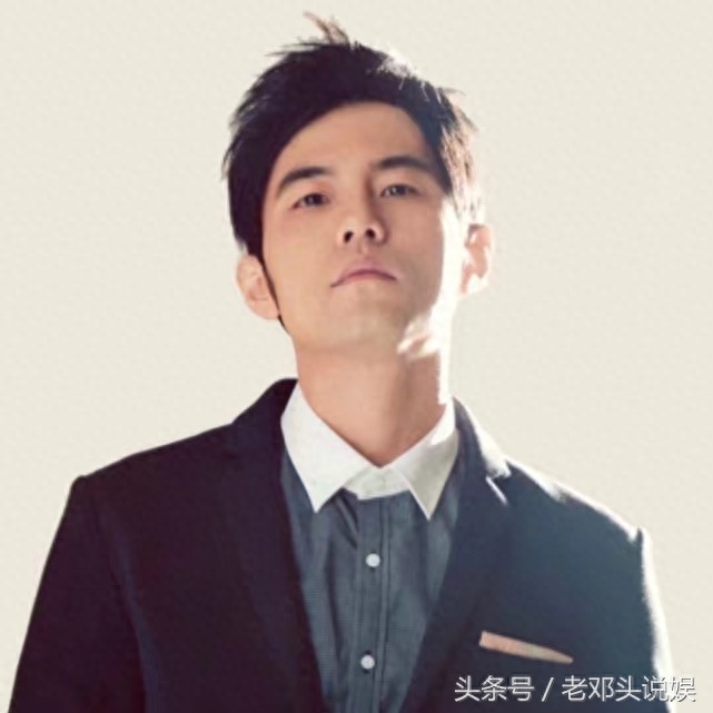 周杰伦演唱会前失声,爱将帮忙救场,网友;因为真唱所以失声!