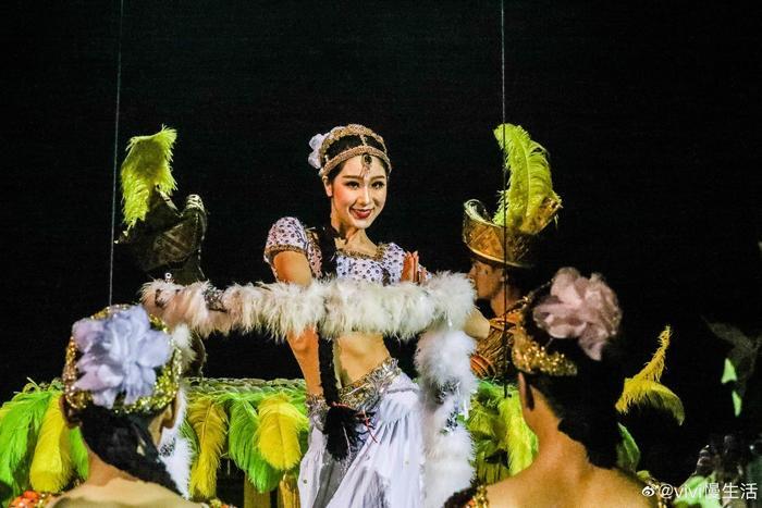 丽江千古情的演出。演出从纳西族的起源说起