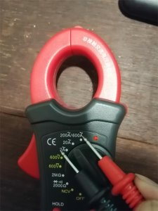 ​钳形掐流表各档位如何使用