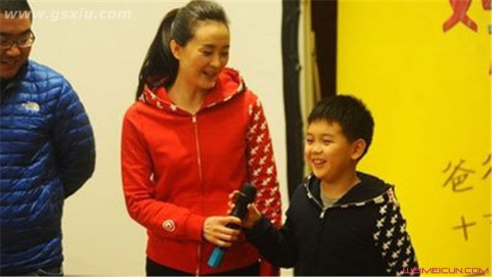 王志才前妻张露简历 因为王艳的介入离婚的吗