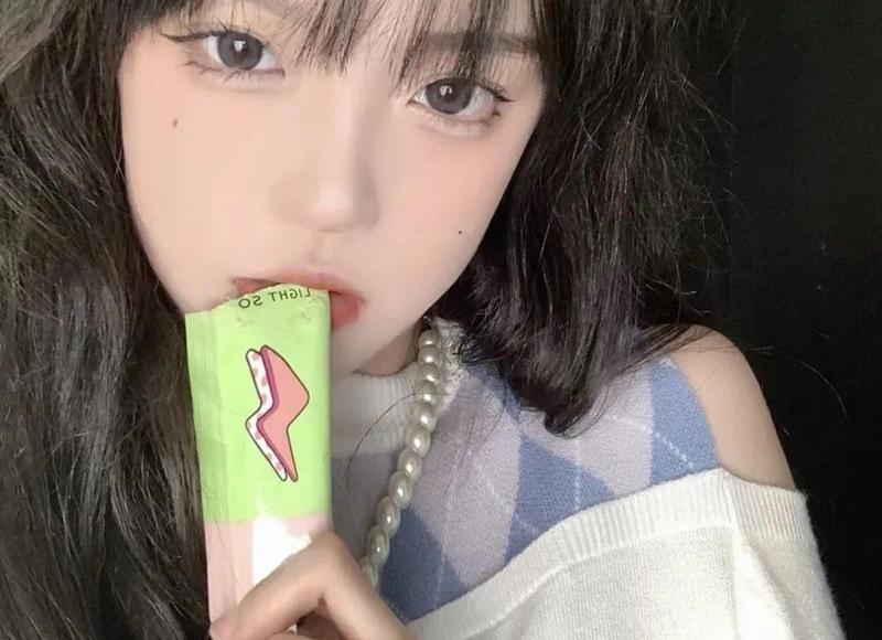 怎么和前任聊天不尴尬并复合，和前任聊天不尴尬，如何复合？