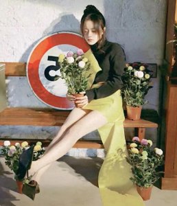 ​女星图鉴｜赵今麦｜腿精本精！绝美身材暴击，这腿长比例太离谱了