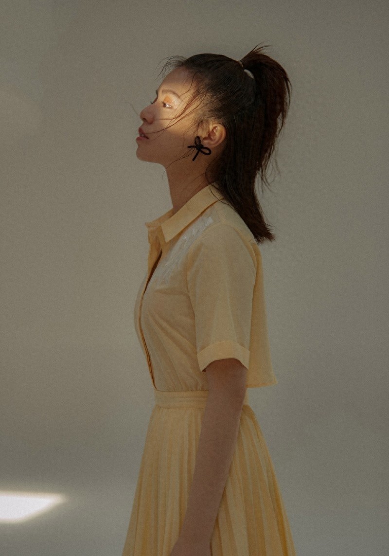 宋芸桦气质写真照片