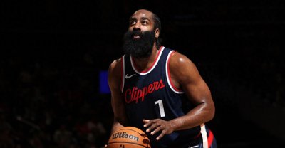 ​哈登三节打卡轰43分 创快船生涯得分新高