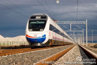 ​成渝间有了高铁快件 起步价50元 最快2个小时能到